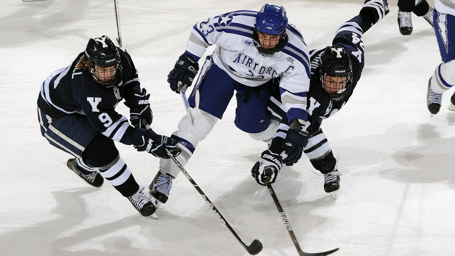 国务院办公厅印发《关于以冰雪运动高质量发展激发冰雪经济活力的若干意见》，推动冰雪运动发展