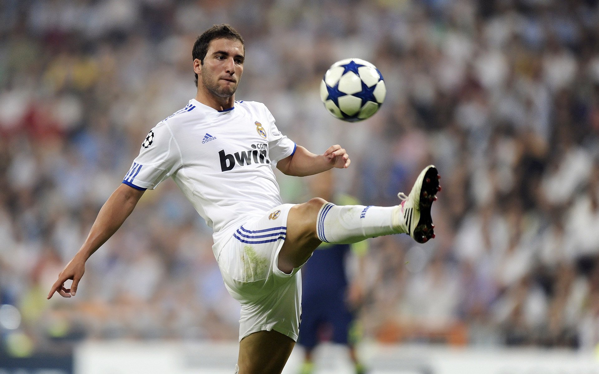 库里：破纪录的三分行云流水，重塑联盟打法！，库里三分名场面