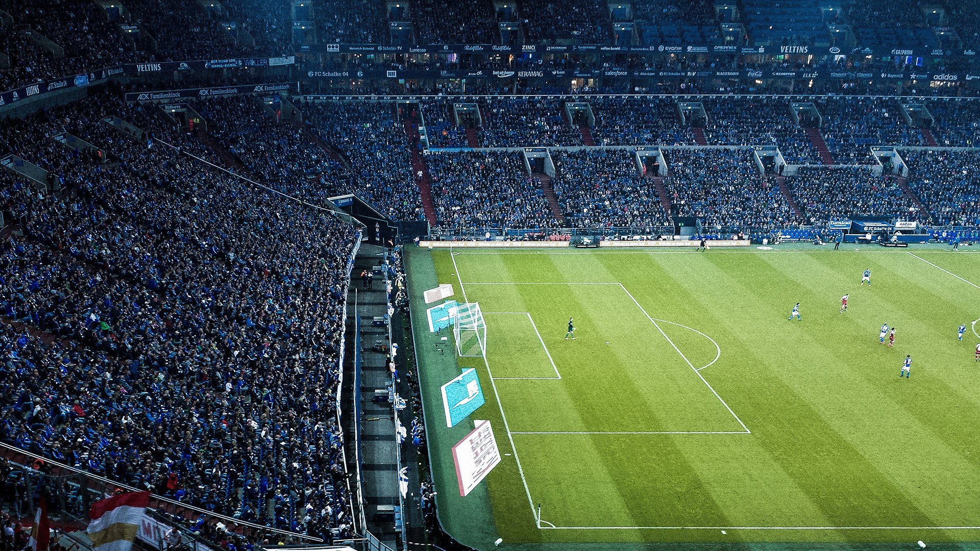 球迷盛典：线上线下球迷活动集锦，线下买球